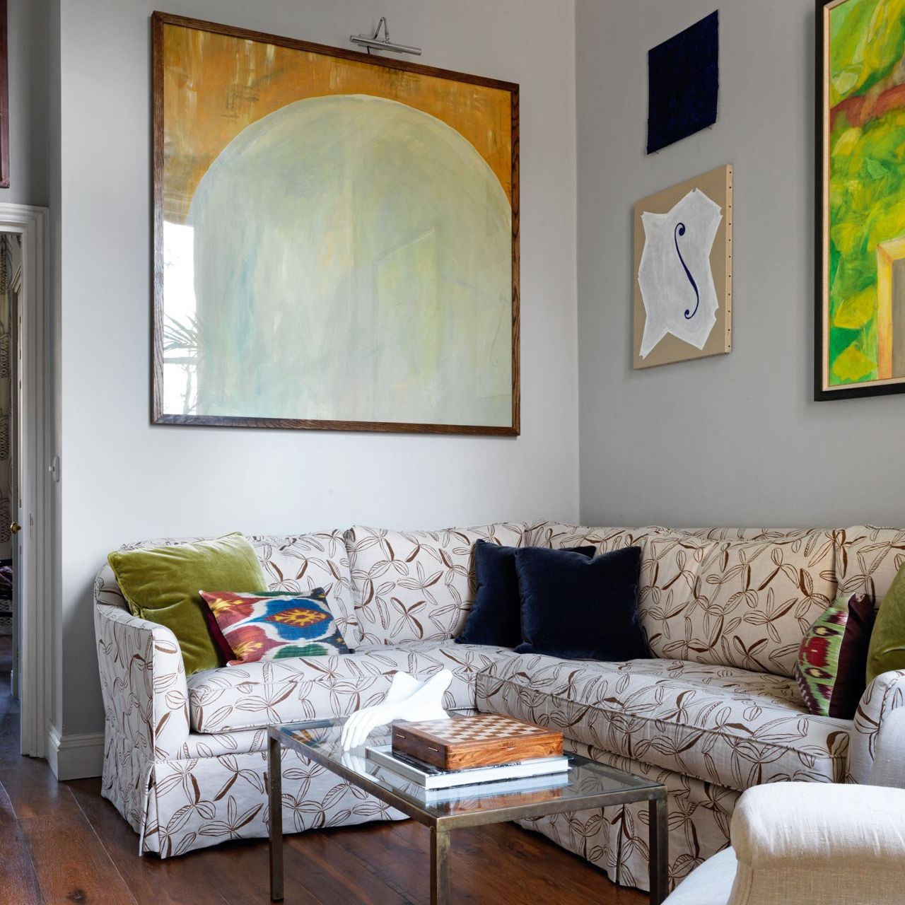 Comfortable and stylish corner sofas to buy now