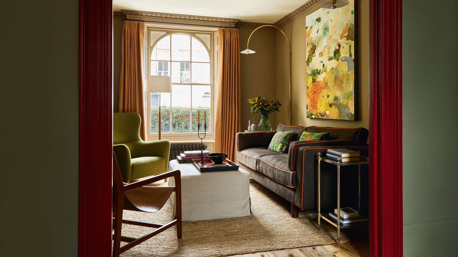 A late-Georgian house in London whose rich palette borrows from 20th-century Italian art