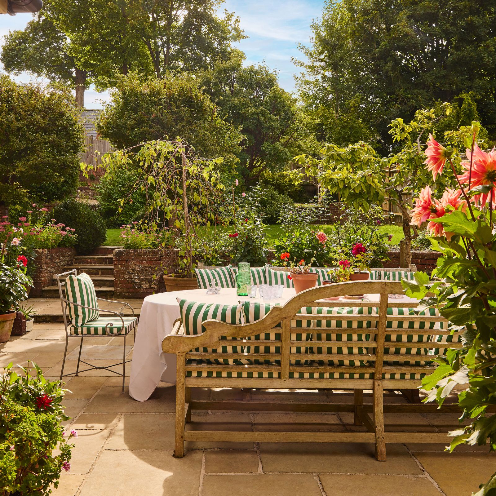 The most stylish accessories for al fresco dinners and garden parties