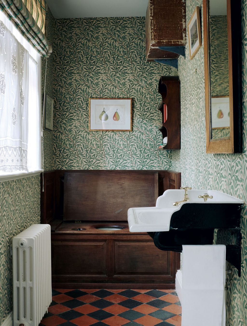 Sleightholmedale Lodge in Yorkshire is home to textile designer Natasha James of Tasha Textiles and her husband and is...