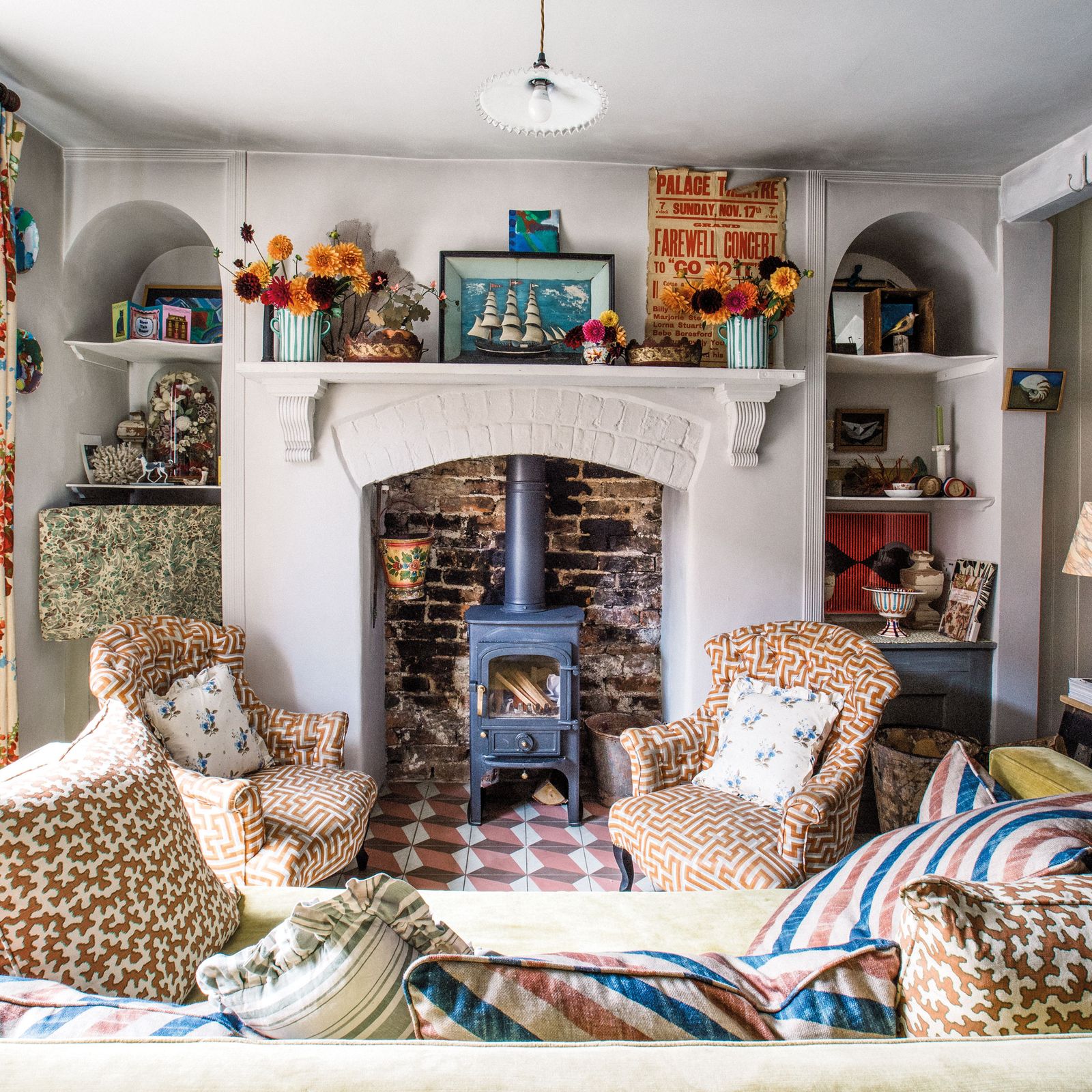 A tiny but deeply charming Regency cottage in the pretty Shropshire town of Ludlow